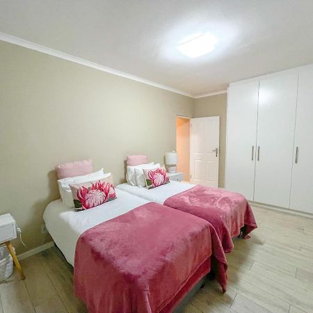 Appartement Uystuys à Le Cap Extérieur photo